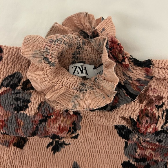 Zara Pink Floral Long Sleeve Blouse - Picture 2 of 4